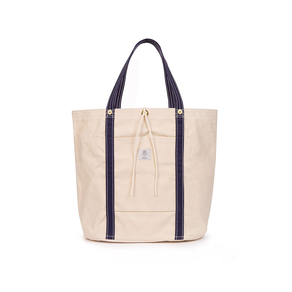 05.

The carry-it-all tote ...